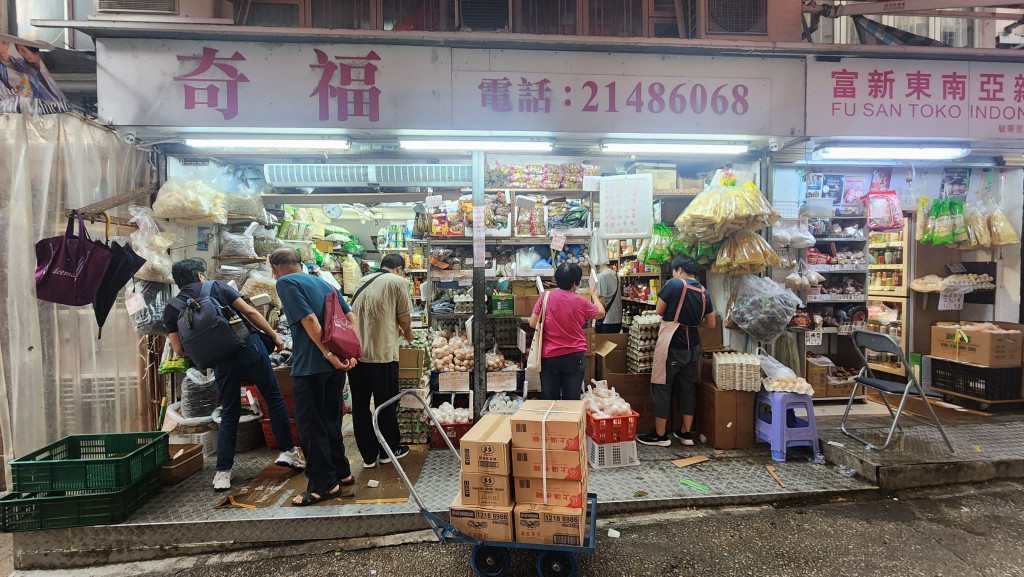報告列出芥蘭、西蘭花、西瓜等常見食物的化學物含量。資料圖片 報告列出芥蘭、西蘭花、西瓜等常見食物的化學物含量。資料圖片