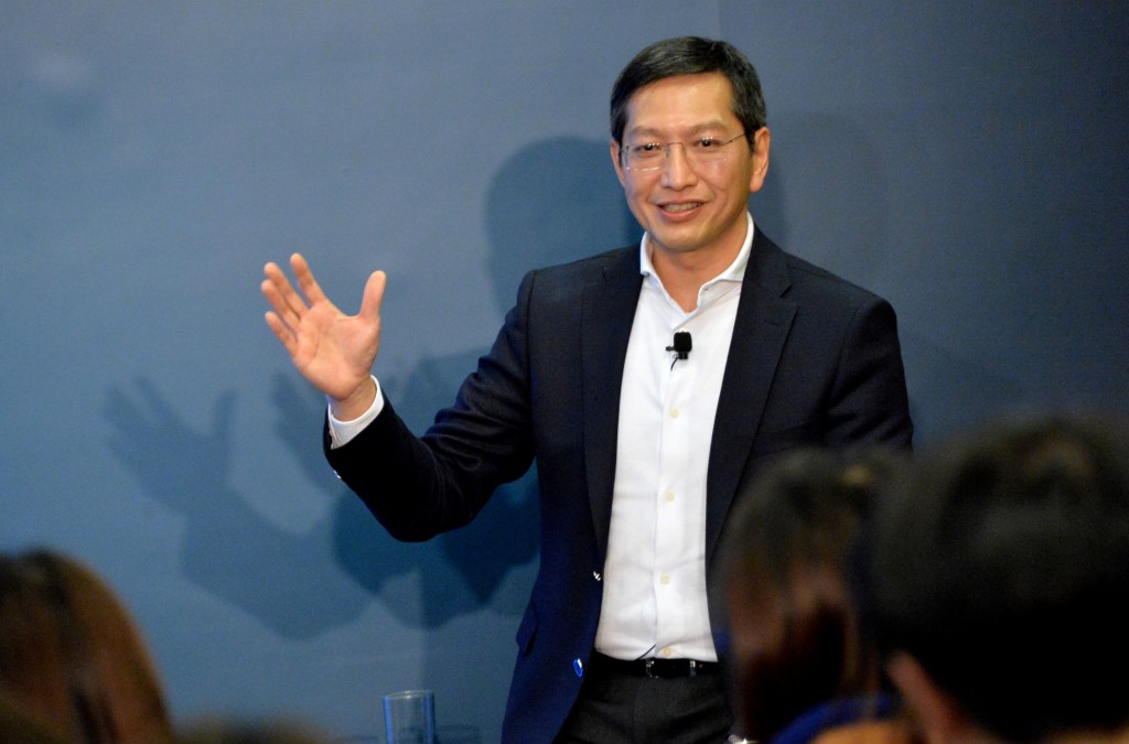 香港迪士尼樂園前行政總裁金民豪為候任行政總裁。