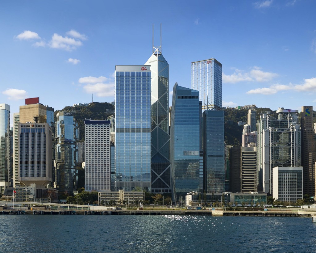 長江集團中心二期今年以來接近三分之一已成功租出 長江集團中心二期今年以來接近三分之一已成功租出