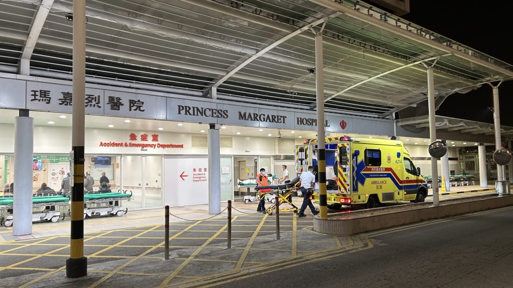 機場停機坪車輛撞拖拉機，造成5人受傷，其中1人被送往瑪嘉烈醫院治理。蔡楚輝攝