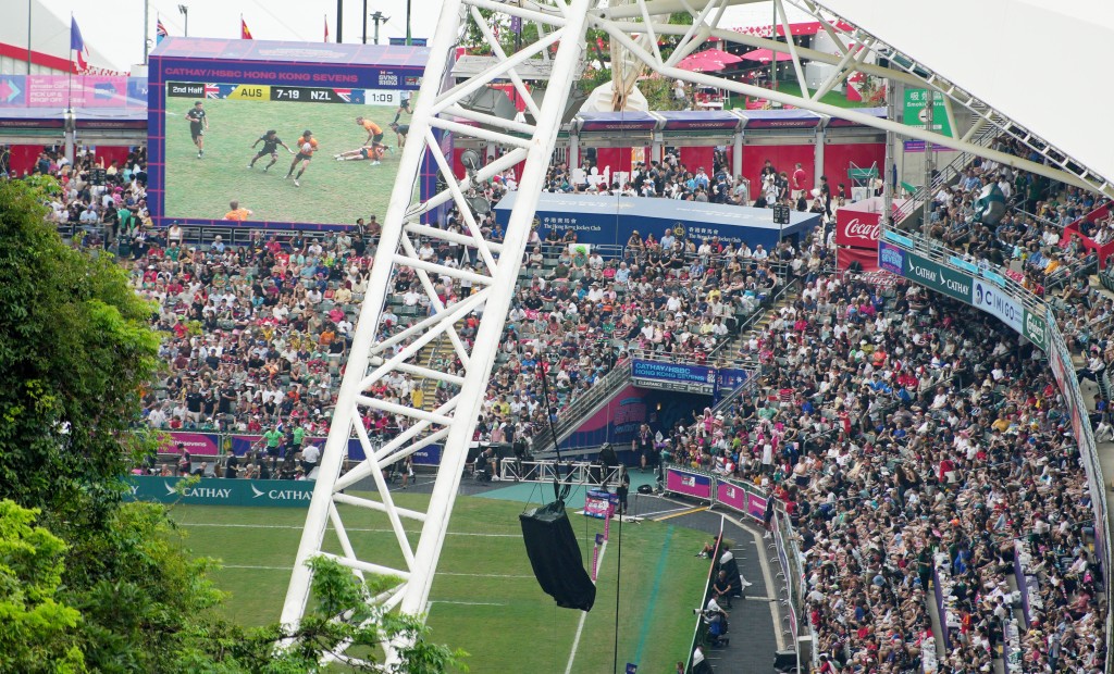 香港國際七人欖球賽最後一日，大批球迷入場觀賽。