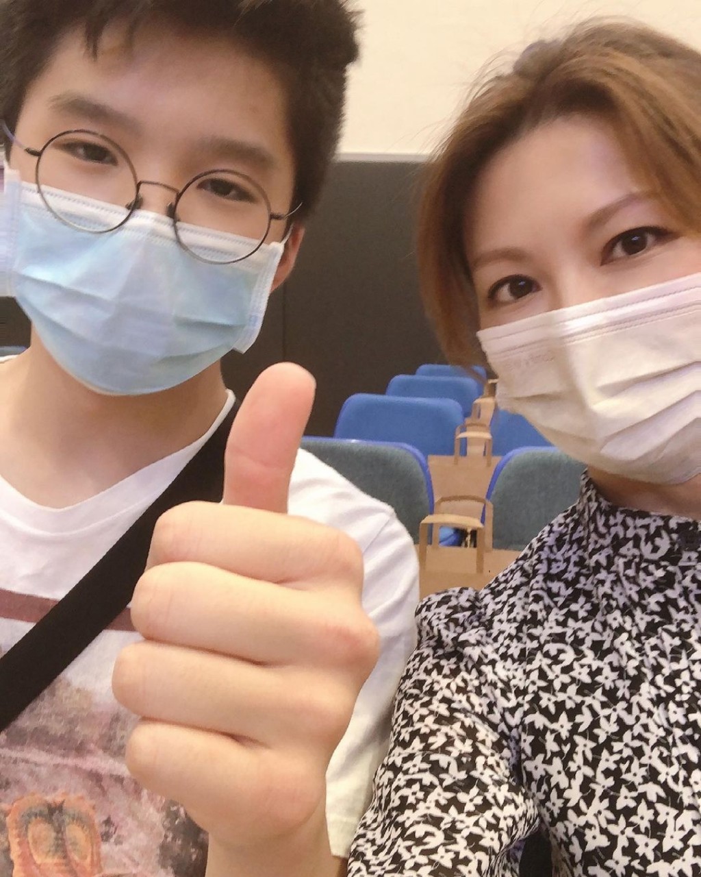 點少得同細仔林熙Selfie。