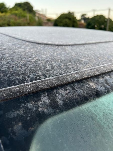 車頂的霜。網民Yuet Ming相片