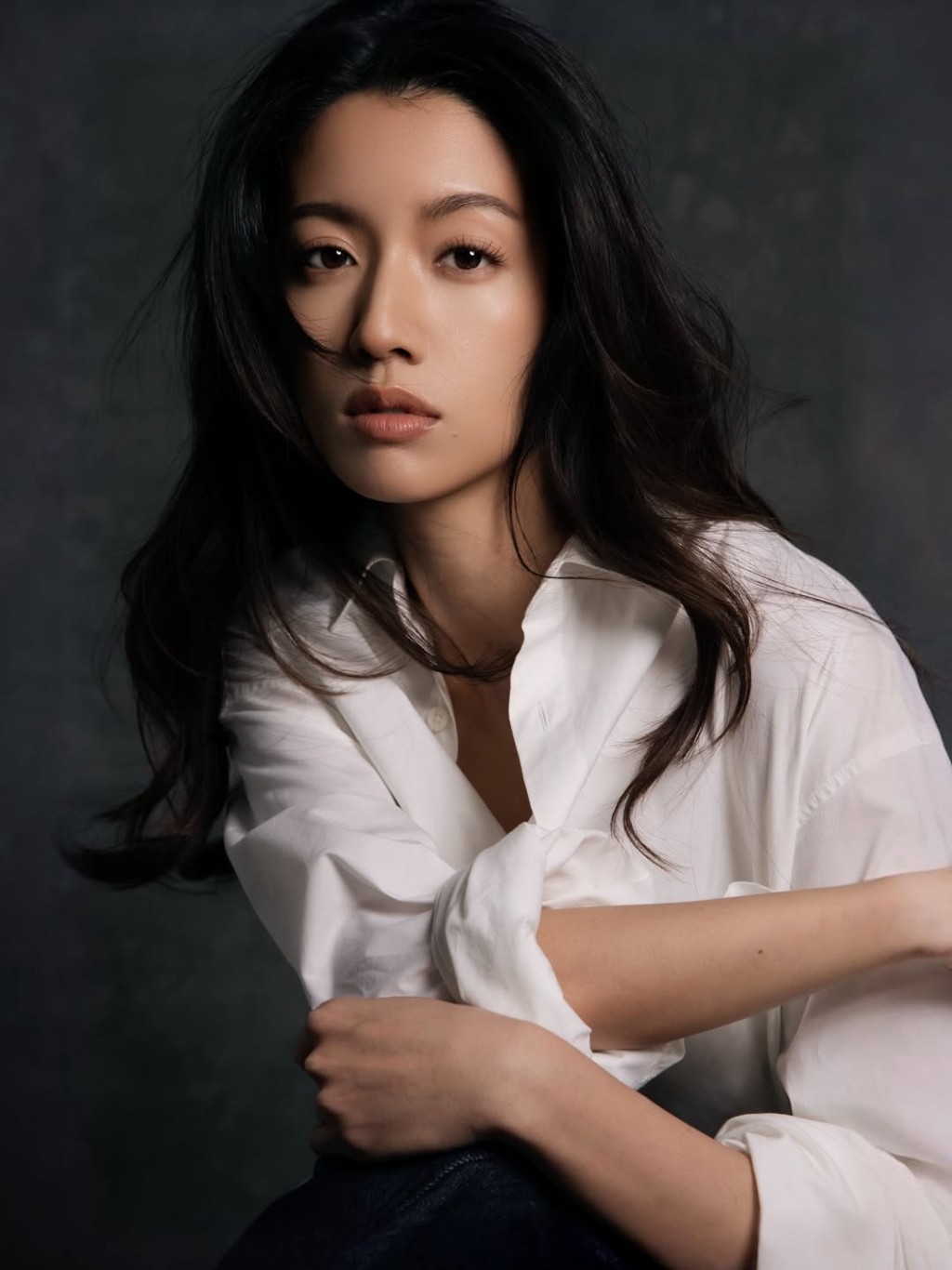 何雁詩好友蔡思貝（12日）在社交網公布離開TVB，並以中英文分享感受。