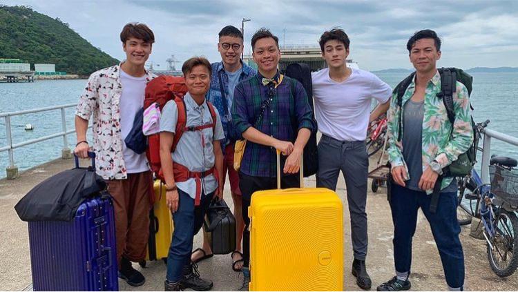 魏浚笙（右二）參加ViuTV真人騷《調教你男友》，靠反差萌為人熟悉。