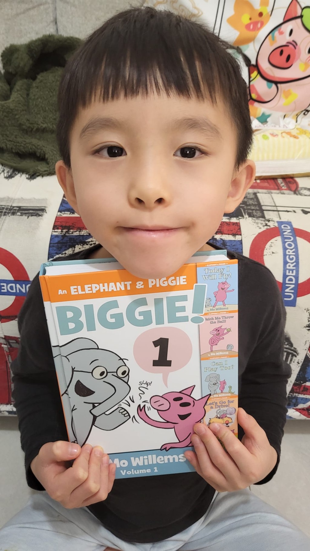 邓仲颐替儿子成立YouTube频道，希望为他记录喜欢的朗读作品。