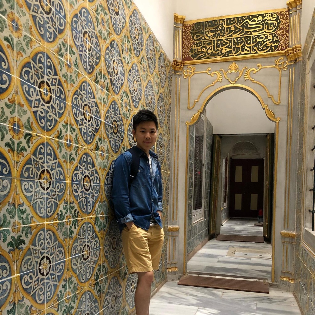 李天耀熱愛旅遊。 李天耀熱愛旅遊。