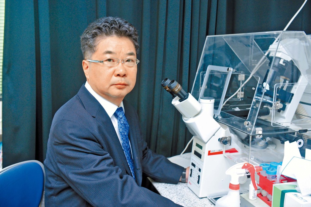 2014年度邵逸夫生命科學與醫學獎得主之一，日本京都大學理學研究科森和俊教授（Prof. Kazutoshi Mori）專注分子生物學，當年的獎項是表彰他與彼德．瓦爾特教授（Prof. Peter Walter）對未折疊蛋白反應（Unfolded Protein Response，UPR）內質網研究的貢獻。