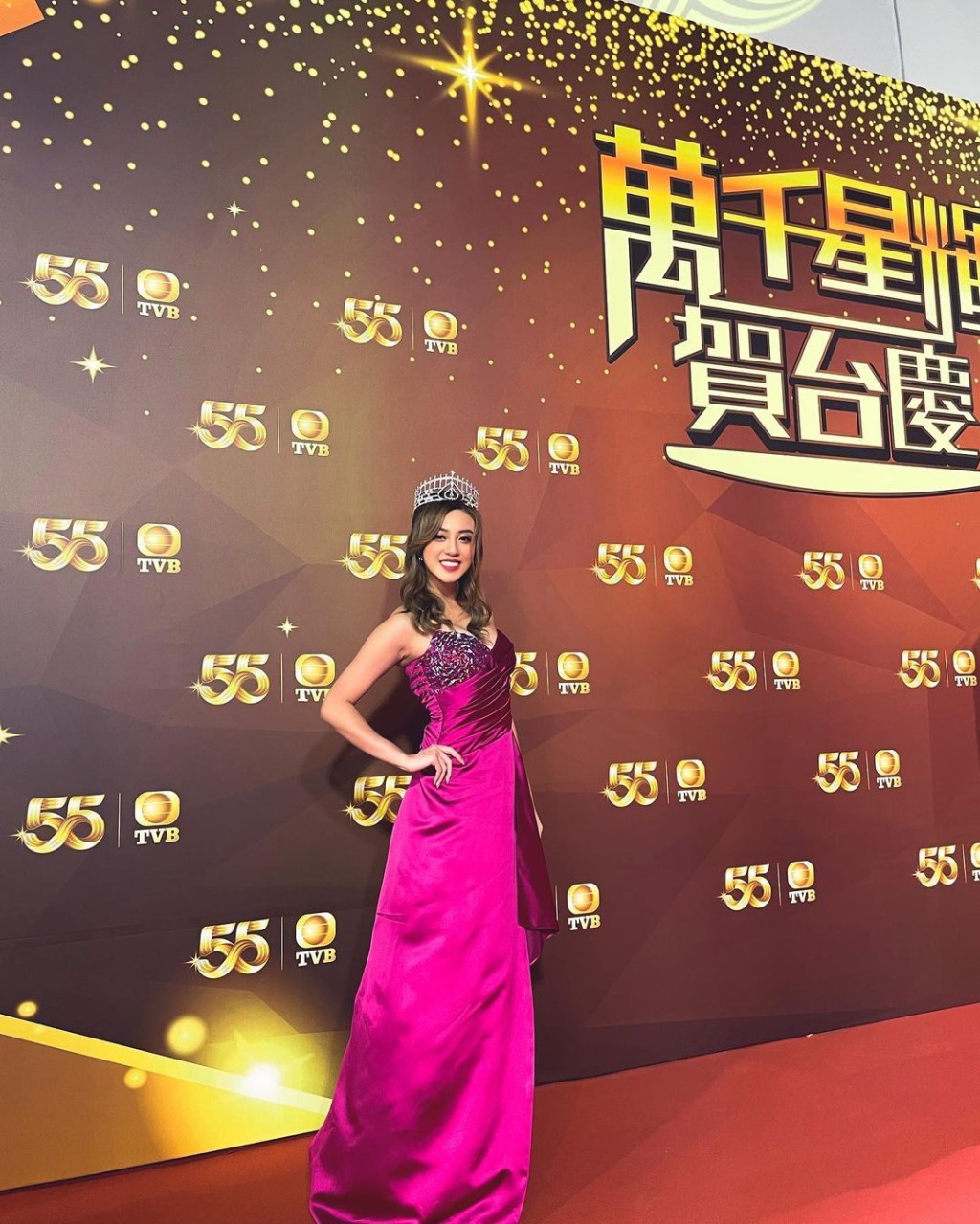 曾傳許子萱因難抵娛樂圈壓力，向TVB要求提早解除港姐合約。