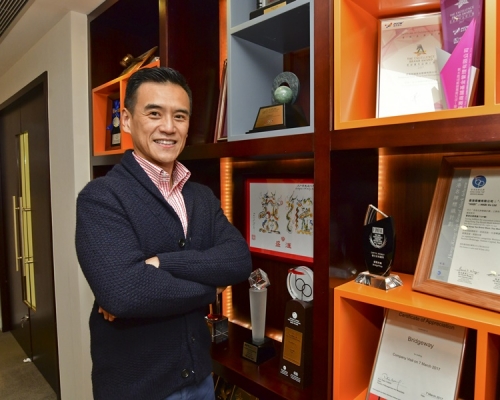 盛滙商舖基金創辦人李根興認為,業主在疫情下減租,可建立良心業主形象。