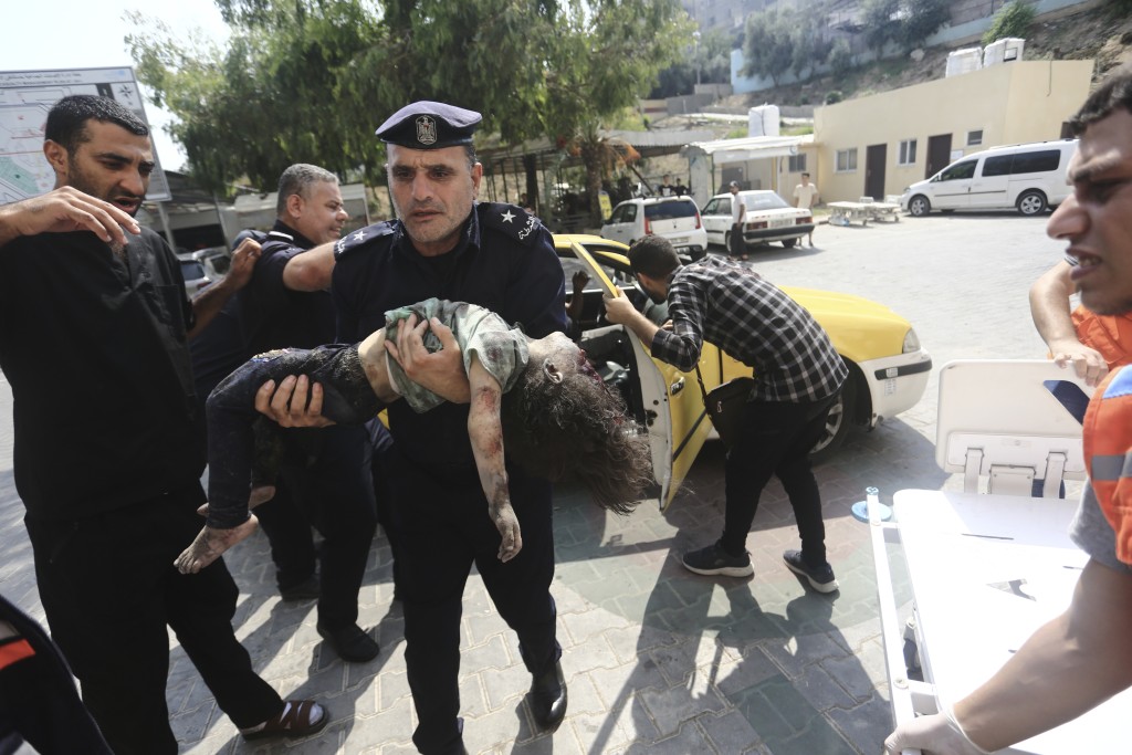 以軍空襲加沙地帶，多人死傷，包括兒童。美聯社