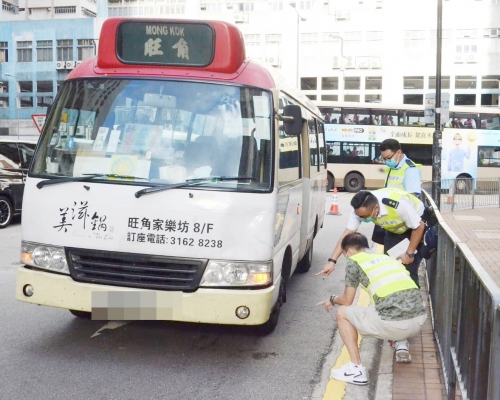 警員在場調查事件。