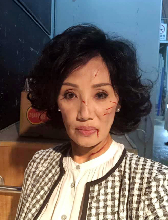 Mary姐大病前趕拍劇集《唐人街》，呢個係臨死前的造型。