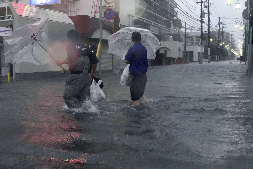 千葉縣多地被淹。路透社