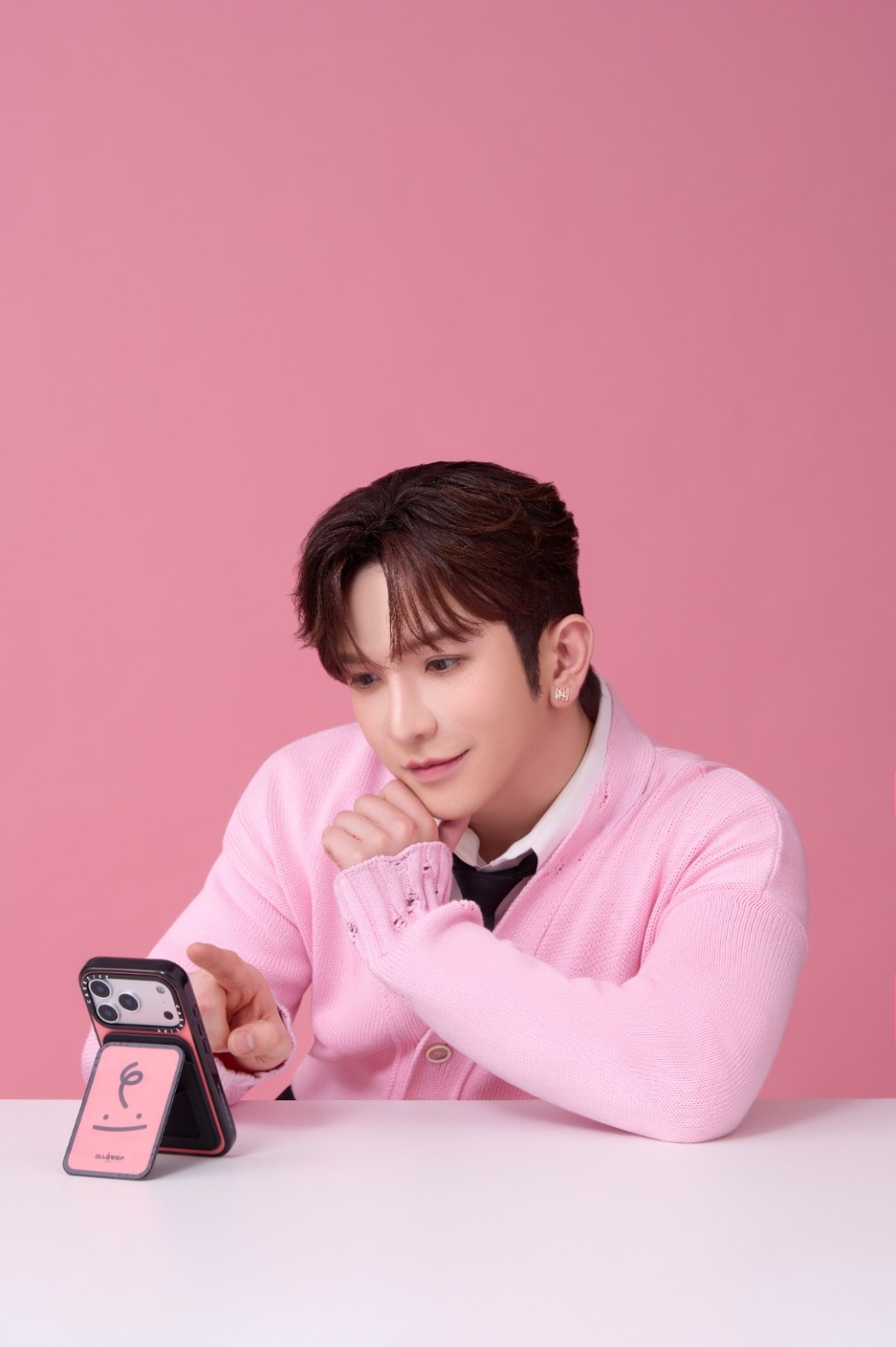 ALLOVER BABIES Snappy卡套支架。
