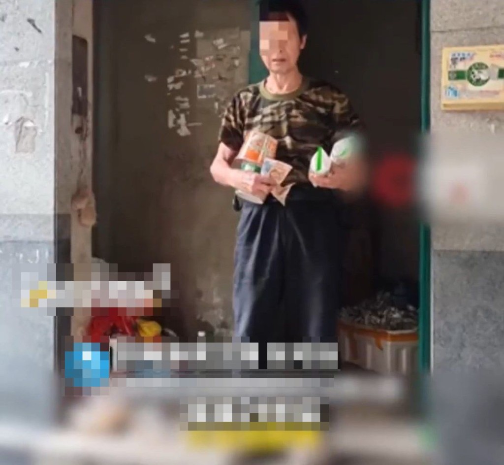 茹先生不知自己一直累積養老金。 茹先生不知自己一直累積養老金。
