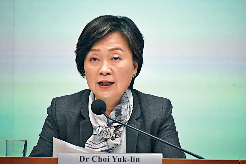 正於英國進行外訪的教育局局長蔡若蓮,原定當地時間周四下午出席教育展的專題討論環節,惟昨有傳媒發現,該行程疑突然被取消。