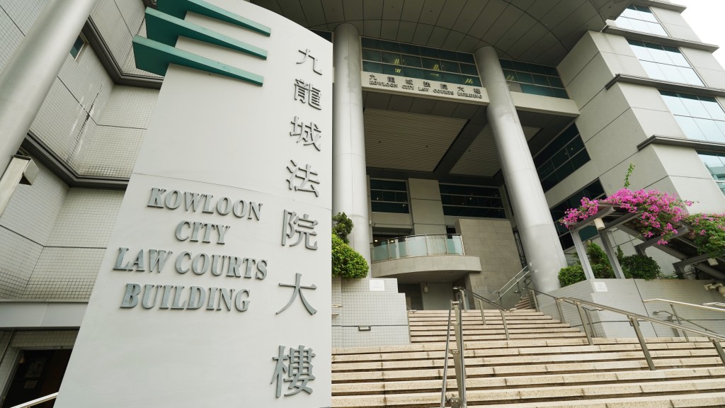 涉打兩女兒罰企過夜兼指示作假口供，中年父被裁定3虐兒罪成。資料圖片