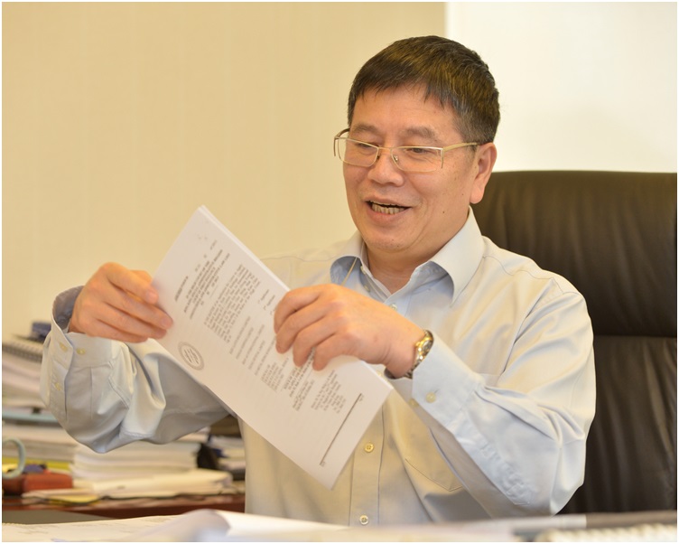 有「豪宅大王」之稱的秦錦釗涉嫌串謀走私和串謀洗黑錢33億港元。 資料圖片