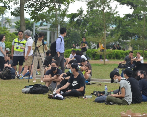 香港眾志、中學反修例關注組及青年反修例關注組，原定於今日在添馬公園舉行罷課集會。