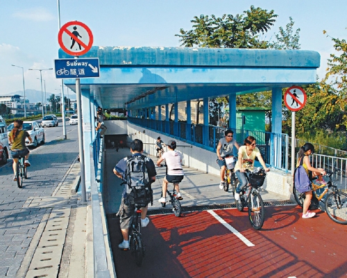 警務處於過去四日進行了一項全港單車安全執法行動。