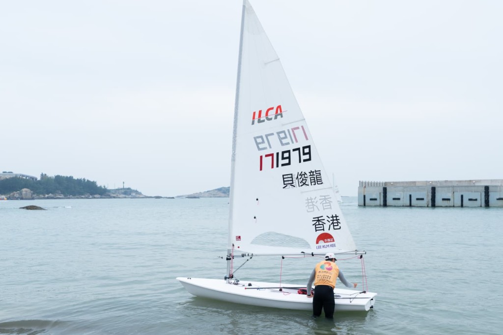 贝俊龙成为港队在今届全运会的首金得主。中国香港帆船运动总会图片 贝俊龙成为港队在今届全运会的首金得主。中国香港帆船运动总会图片