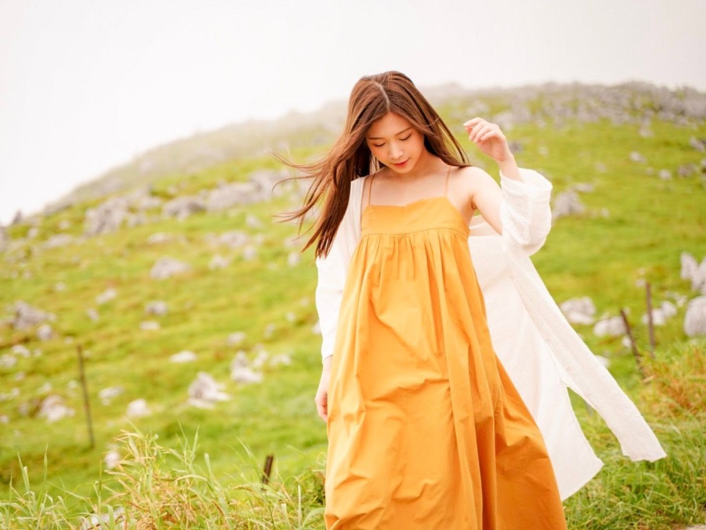 「雞排妹」鄭家純收起性感。