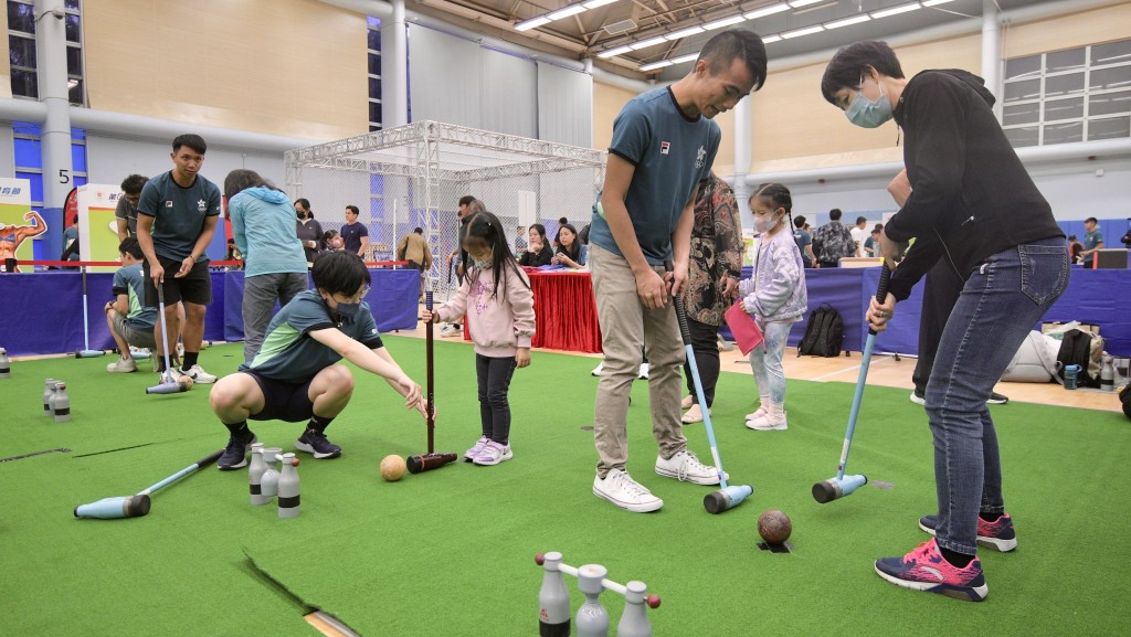 第66屆體育節今日(8日)在九龍公園體育館開幕。陳浩元攝