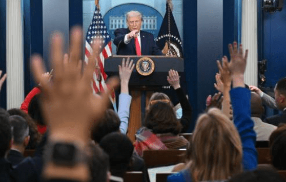 美國總統特朗普表示，華府正就格陵蘭未來與北約展開密集磋商，並有信心最終可達成「各方都感到滿意的協議」。路透社