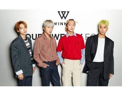 WINNER今日出席記者會宣傳新專輯。