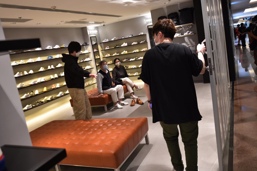 有商戶暫停營業。