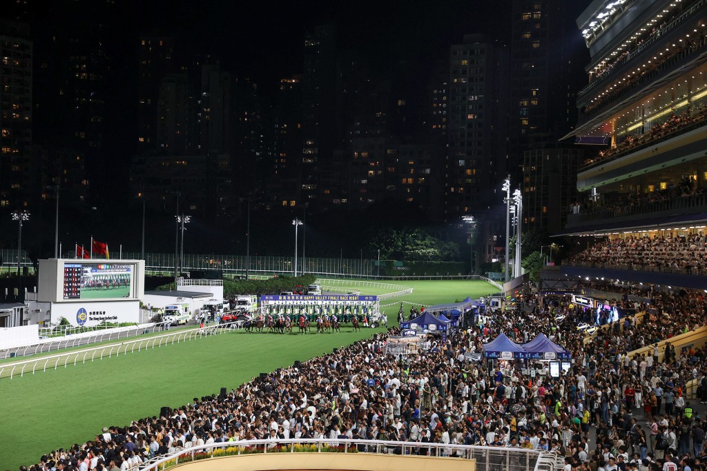 今季旅客人數亦較上年度馬季增長一倍。馬會圖片 今季旅客人數亦較上年度馬季增長一倍。馬會圖片