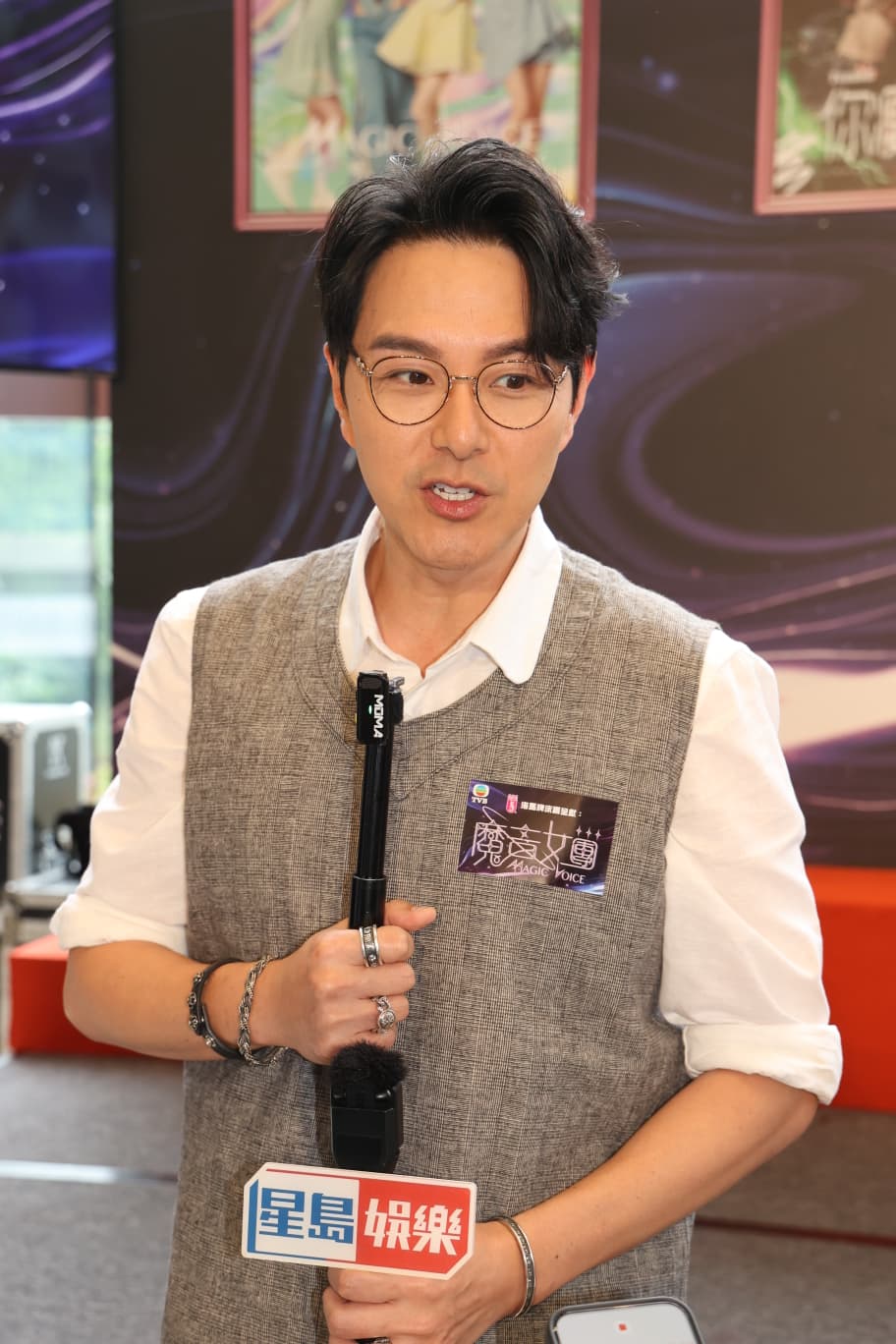 早年蕭正楠同李家鼎拍劇《公公出宮》，他有留意近日鼎爺家事新聞。