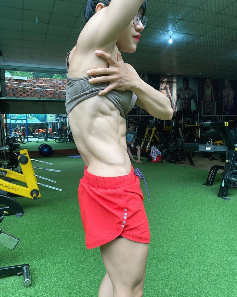 Tran Thi Ny日花6小时健身。网上图片