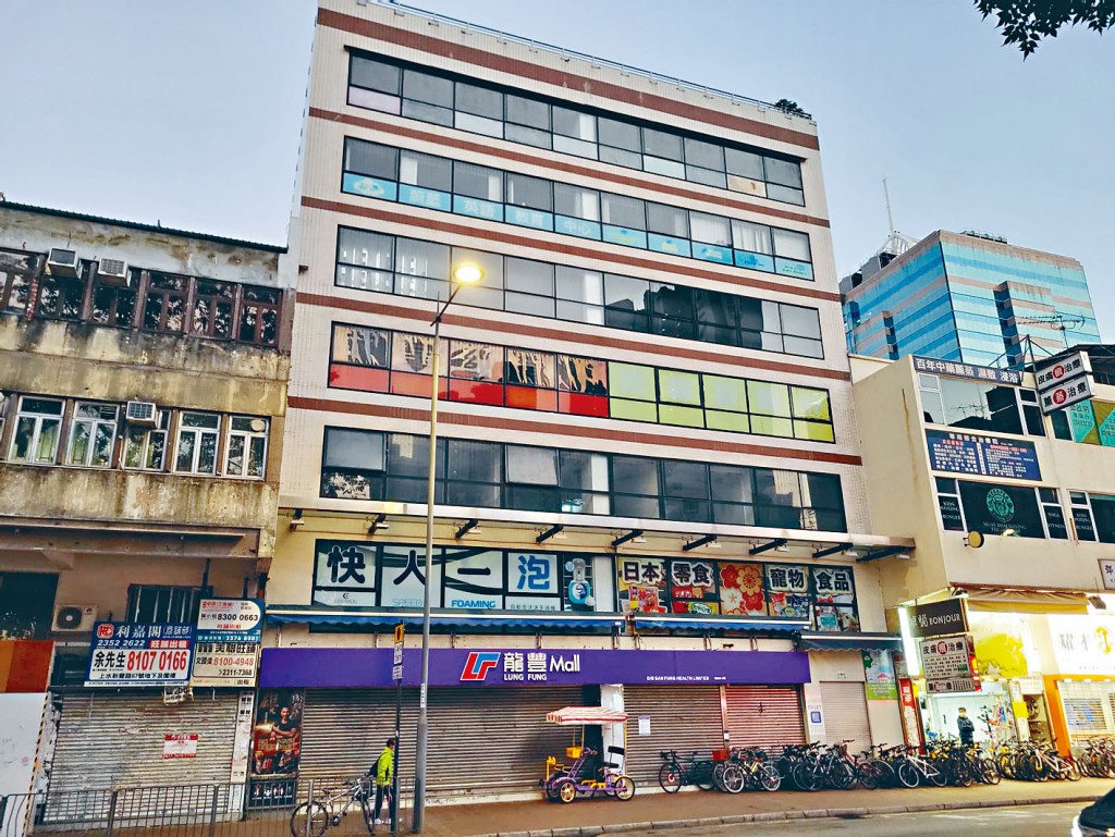 上水新豐路89至95號地鋪及1樓，由交通銀行承租，月租66萬。