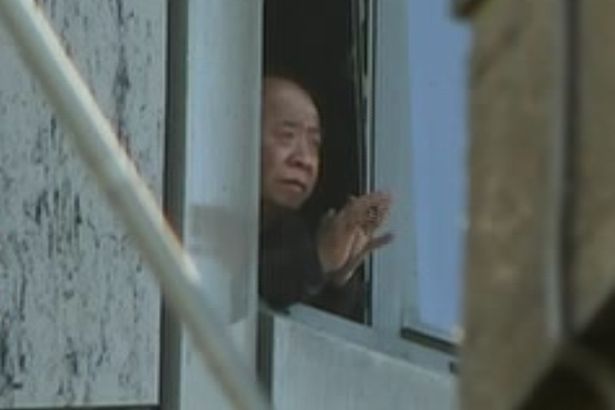 電視台不停轉播,民眾指責道德淪亡。