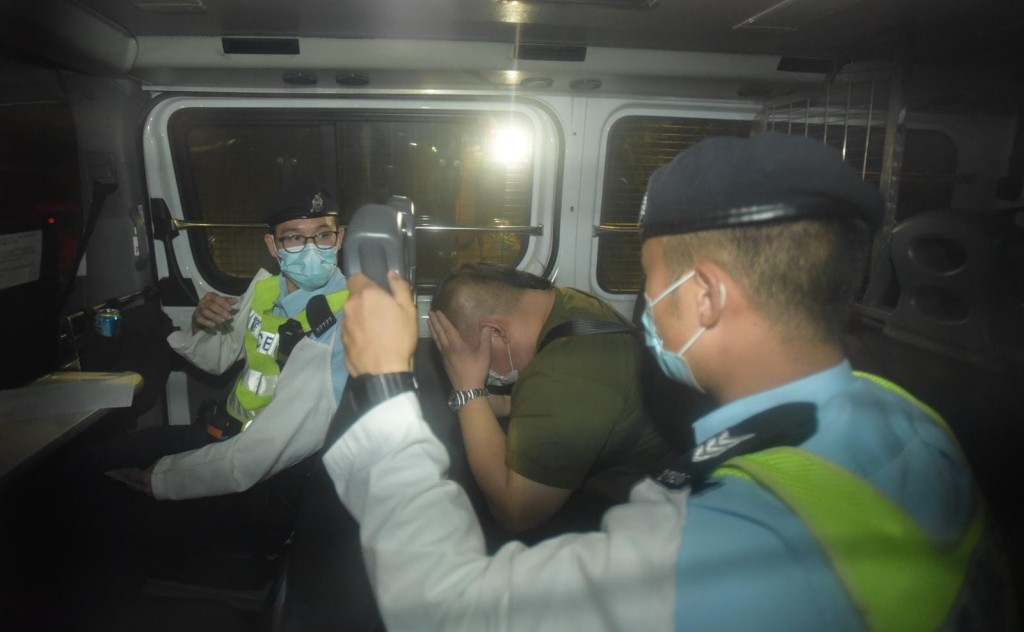 警方拘捕一名懷疑欠交罰款被通緝的男子。