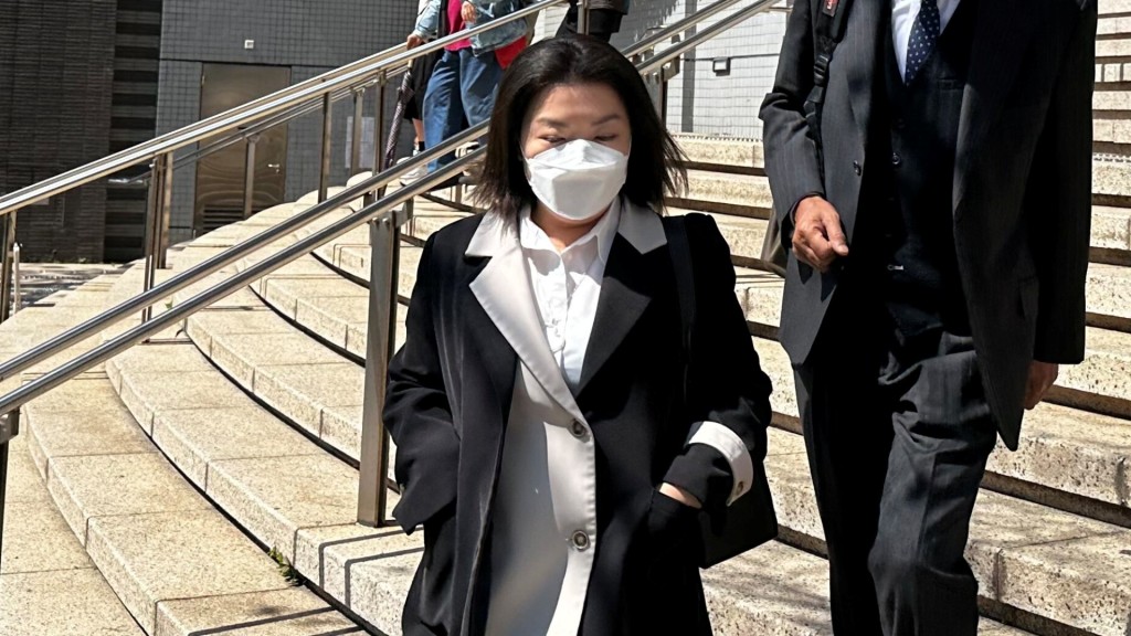 王詩雅涉隱瞞行蹤被控8罪 。