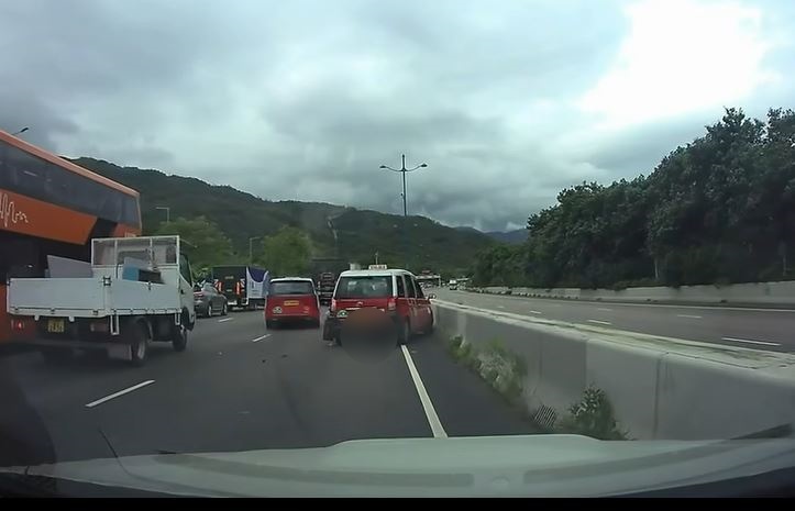 fb車cam L(香港群組)Raymond Kwong影片截圖 fb車cam L(香港群組)Raymond Kwong影片截圖