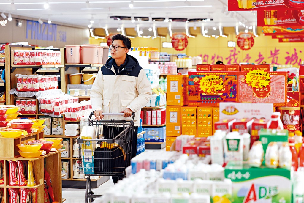 內地1月CPI按年升幅由對上一個月的上升0.1%,擴大至升0.5%。