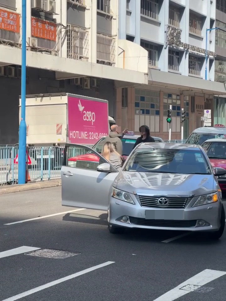 facebook截圖(資料來源:路華@facebook車cam L(香港群組)) facebook截圖(資料來源:路華@facebook車cam L(香港群組))