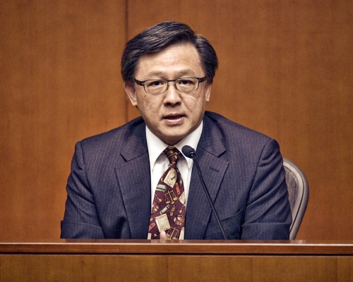 何君堯認為，即使被舊生會暫停會籍，對他亦毫無影響。資料圖片