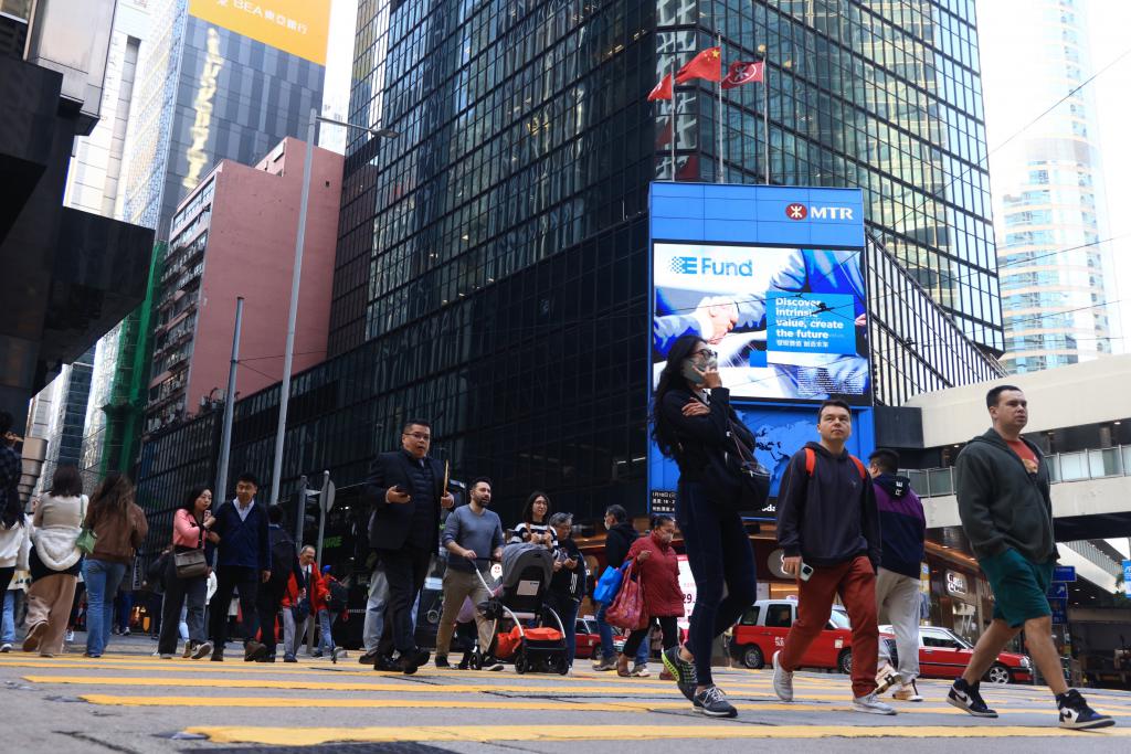 有藝團指，工資追不上市場是藝術行政人員短缺其中一個原因。