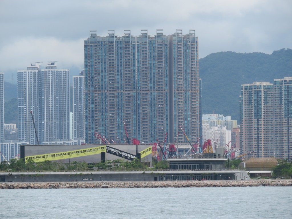 奧運站一號銀海高層全海景戶，面積1019方呎，以2968萬元沽出。