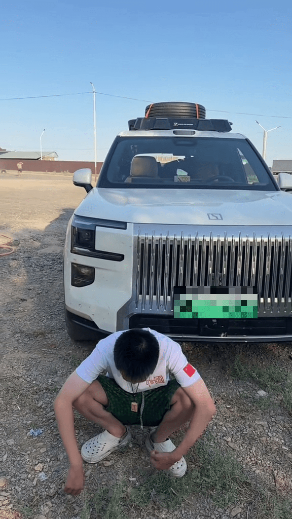 极氪车主拍片炮轰自驾去欧州，却被“锁车”逾30小时。 抖音