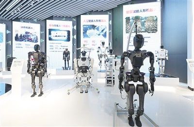 有學者及券商預料「十五五」將推動人工智能等創新科技的技術突破。新華社 有學者及券商預料「十五五」將推動人工智能等創新科技的技術突破。新華社
