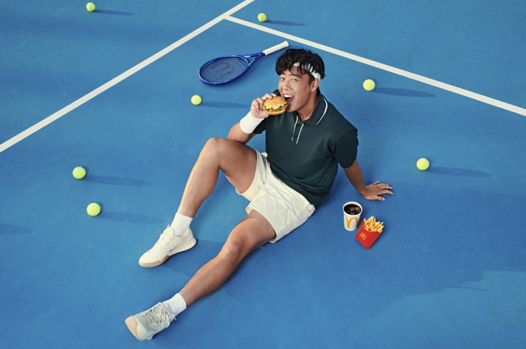 黃澤林活現「smashin'」態度。 黃澤林活現「smashin'」態度。