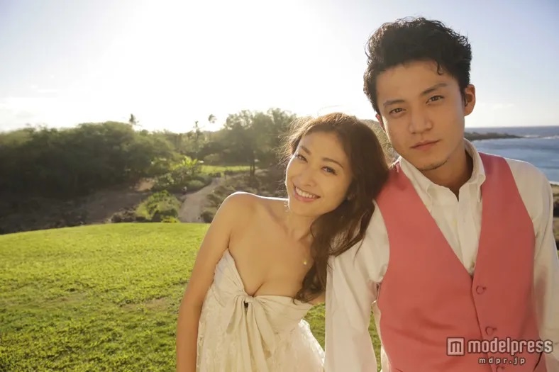 小栗旬和山田優結婚以來,不時爆出私生活混亂醜聞。