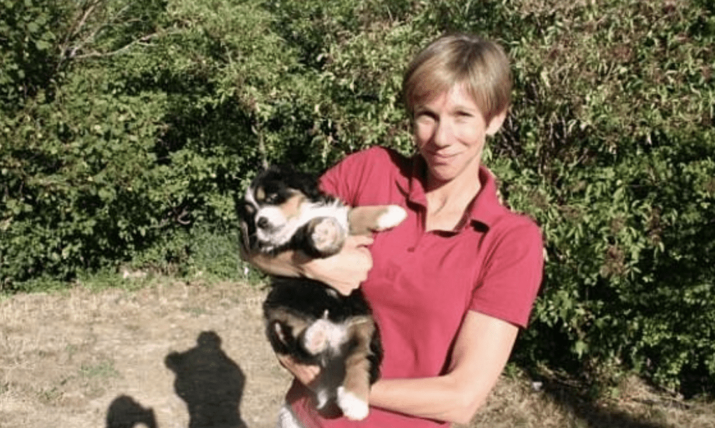 福克斯生前不僅是兩屆半鐵人三項(Half-Ironman)的參賽者,更連續20年參加著名的「逃離惡魔島」(Escape from Alcatraz)比賽。福克斯社交平台 福克斯生前不僅是兩屆半鐵人三項(Half-Ironman)的參賽者,更連續20年參加著名的「逃離惡魔島」(Escape from Alcatraz)比賽。福克斯社交平台