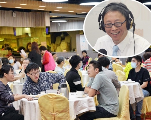 何栢良(小圖,資料圖片)呼籲市民不要鬆懈,尤其在室內地方應戴口罩。